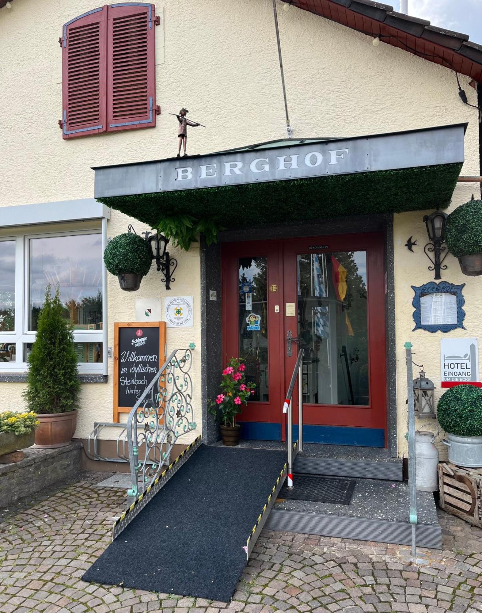 Hotel-Restaurant Berghof Johannesberg المظهر الخارجي الصورة