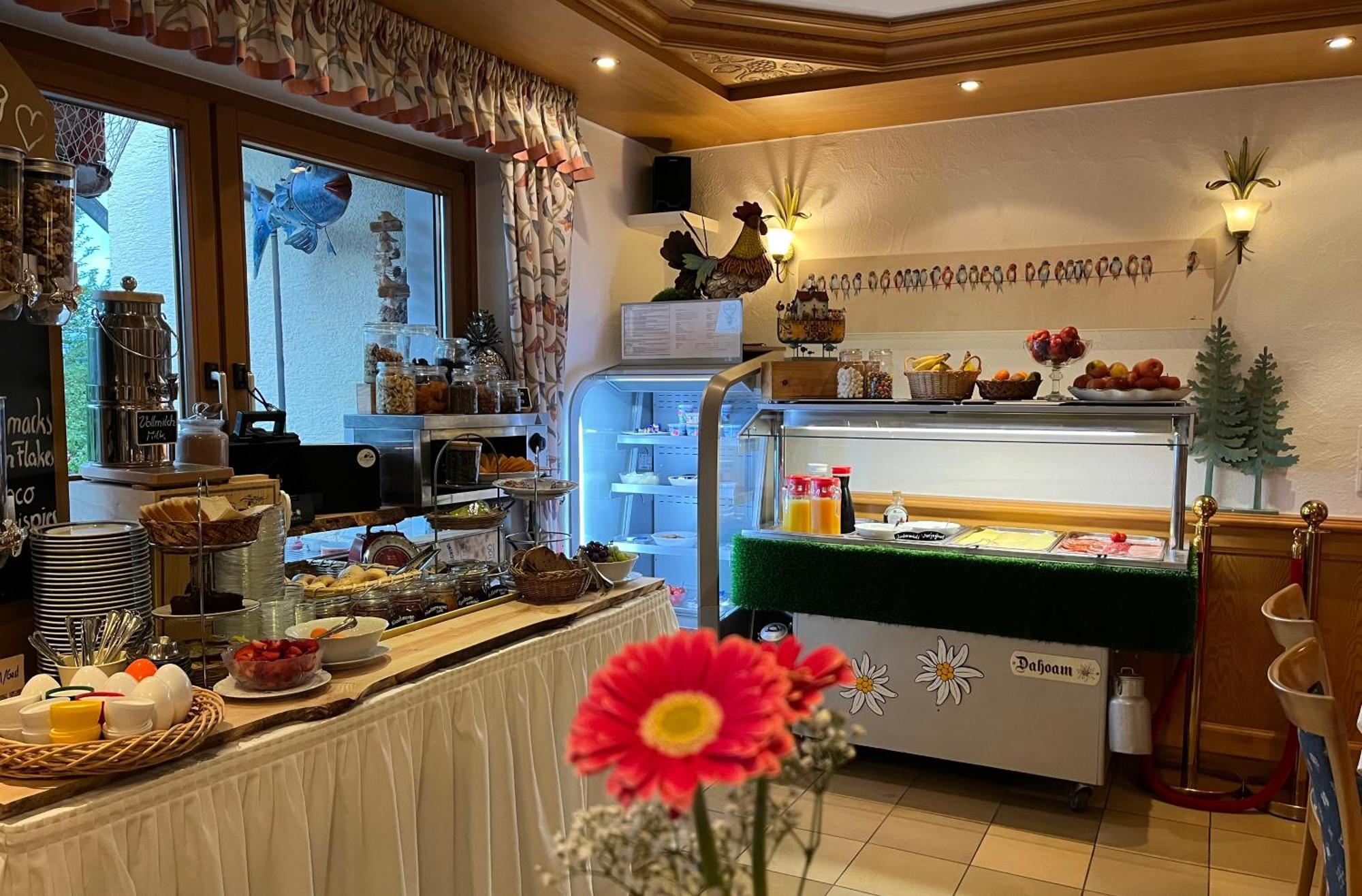 Hotel-Restaurant Berghof Johannesberg المظهر الخارجي الصورة