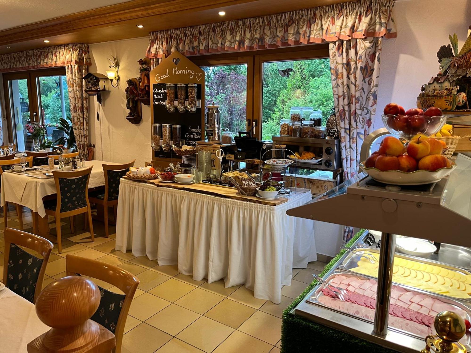 Hotel-Restaurant Berghof Johannesberg المظهر الخارجي الصورة