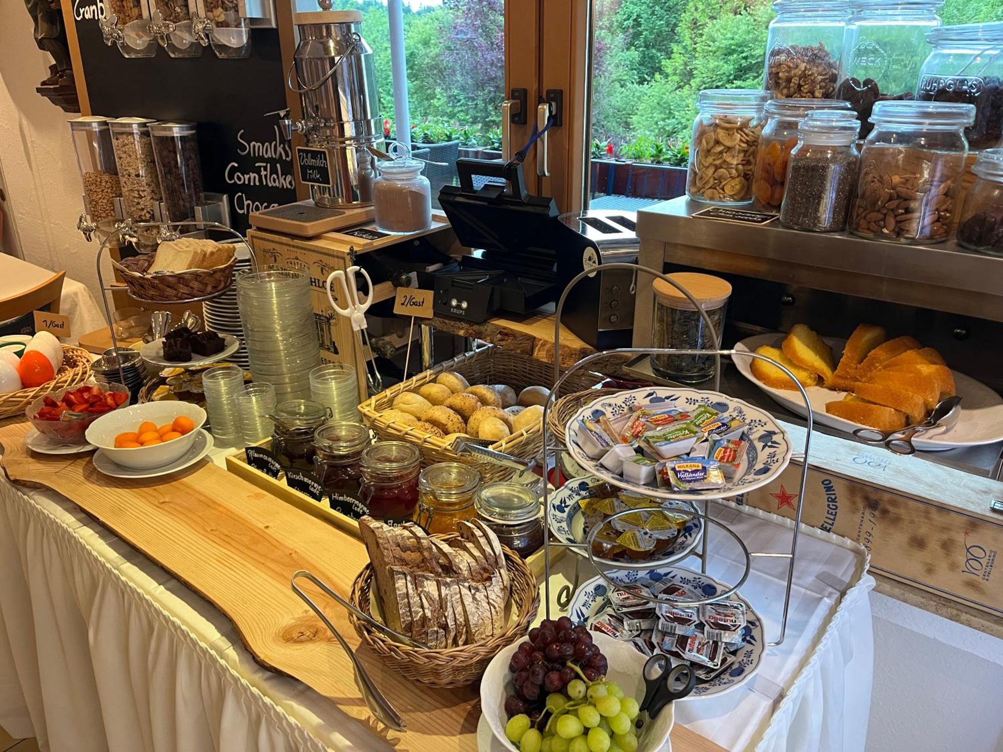 Hotel-Restaurant Berghof Johannesberg المظهر الخارجي الصورة