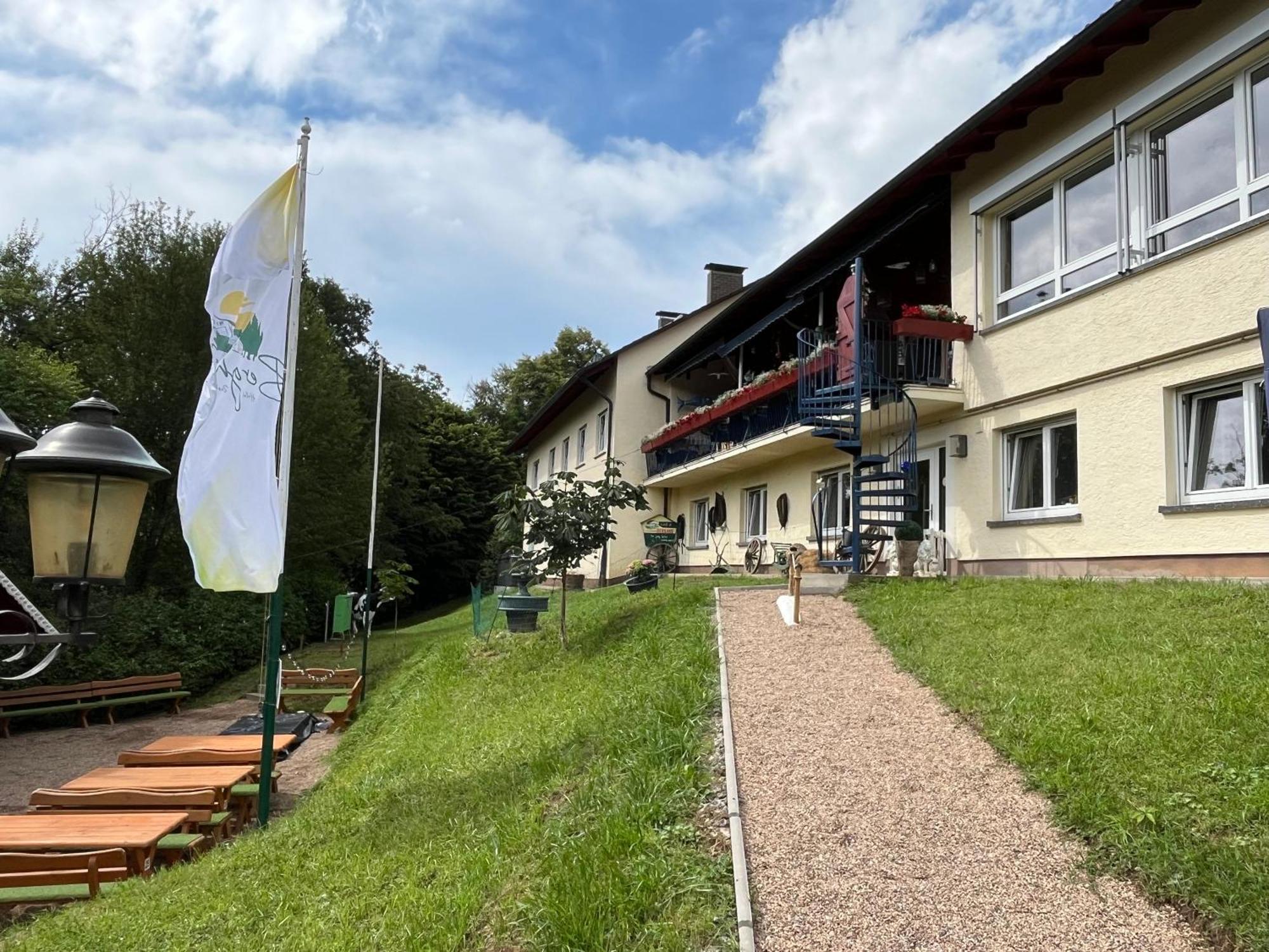 Hotel-Restaurant Berghof Johannesberg المظهر الخارجي الصورة